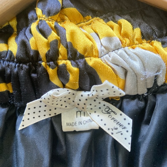 Forever21 | Silky Geometric Halter Dress - M, Black/Yellow/White - Picture 11 of 13